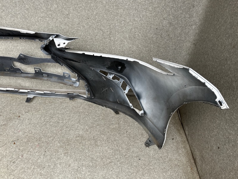 Бампер передний ES 18- Бампер передний ES 18-