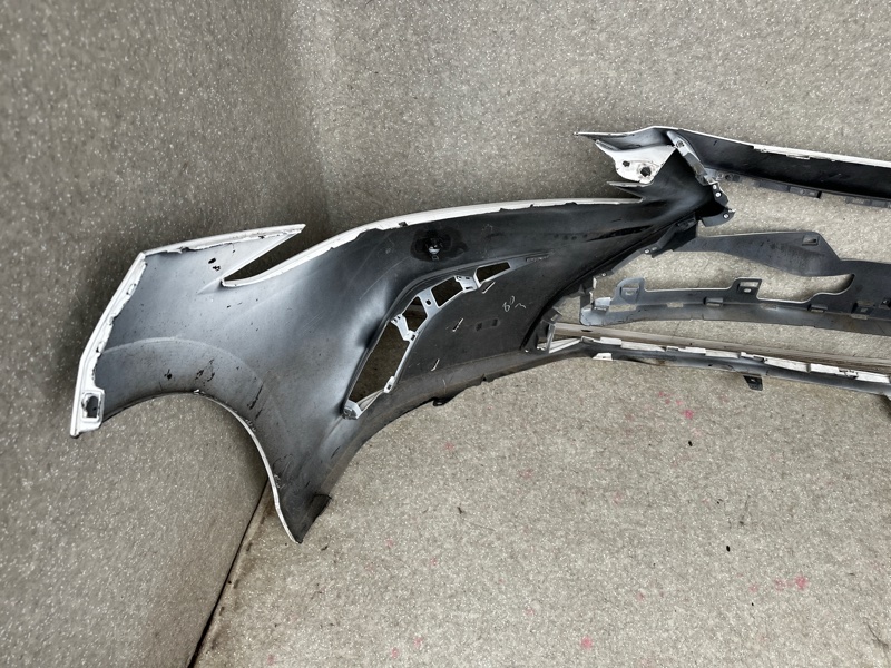 Бампер передний ES 18- Бампер передний ES 18-