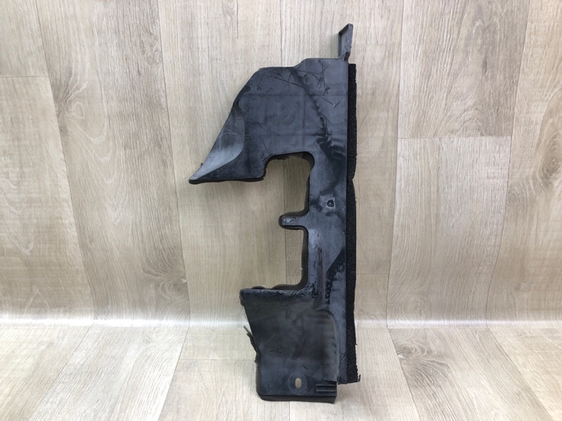 Дефлектор радиатора правый NISSAN X-TRAIL/ROGUE T32 13-20 21558-4BA0A Б/У