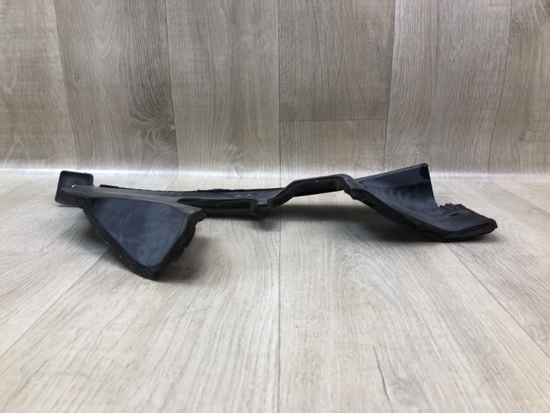 Дефлектор радиатора правый NISSAN X-TRAIL/ROGUE T32 13-20