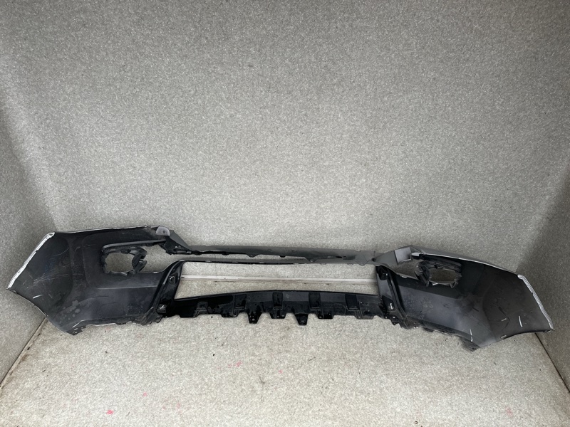 Бампер передний TACOMA 15-