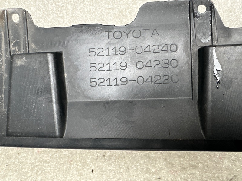 Бампер передний TACOMA 15-