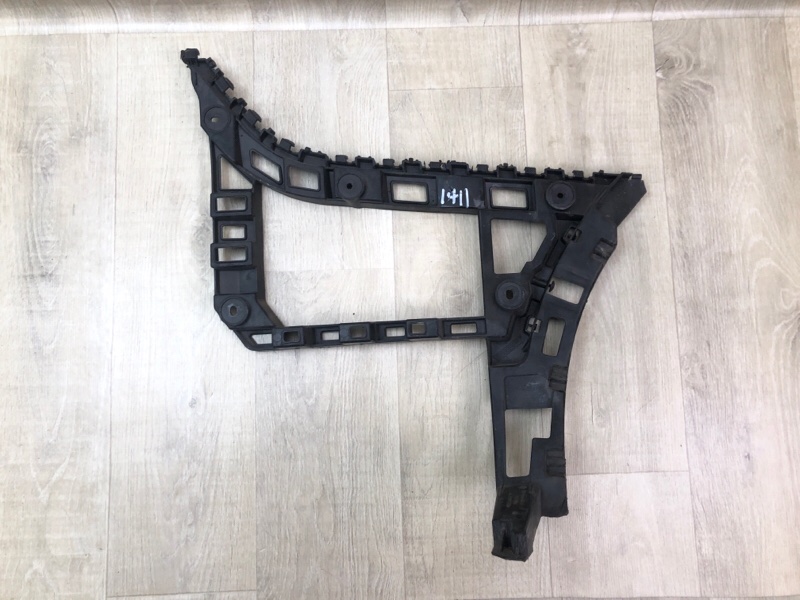 Кронштейн заднего бампера левый VOLKSWAGEN JETTA USA 10-17 2.5