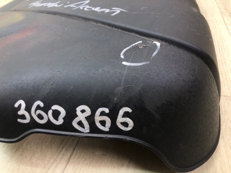 Накладка двигателя декоративная ACCENT RB 10- 1.6 Накладка двигателя декоративная ACCENT RB 10- 1.6