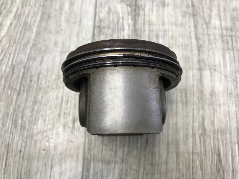 Поршень TOYOTA COROLLA 150 06-13 1ZR Поршень TOYOTA COROLLA 150 06-13 1ZR