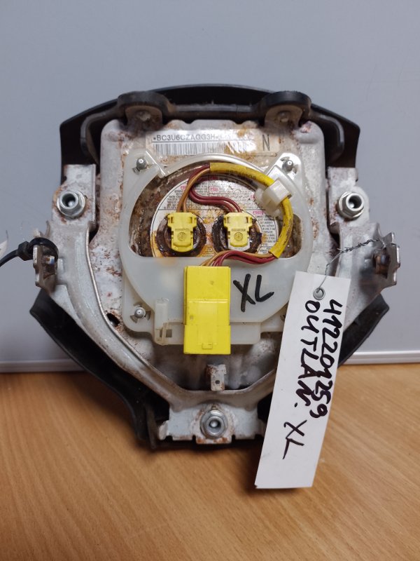 Подушка безопасности в руль MITSUBISHI OUTLANDER XL 05-13