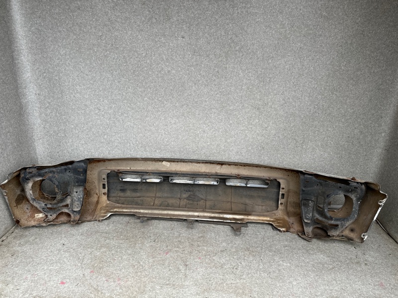 Бампер передний TUNDRA 07-13