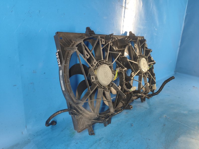 Диффузор вентилятора основного радиатора NISSAN X-TRAIL/ROGUE T32 13-20 2.5 QR25DE Диффузор вентилятора основного радиатора NISSAN X-TRAIL/ROGUE T32 13-20 2.5 QR25DE