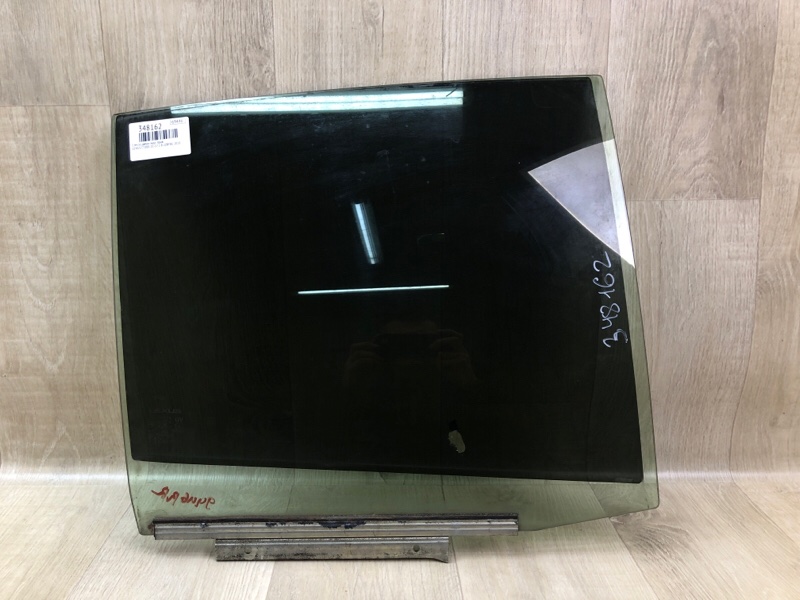 Запчасть стекло двери заднее правое LEXUS CT200 11-17 2013 1.8 2ZRFXE 6811376010 Б/У Стекло двери заднее правое LEXUS CT200 11-17 2013 1.8 2ZRFXE 6811376010 Б/У