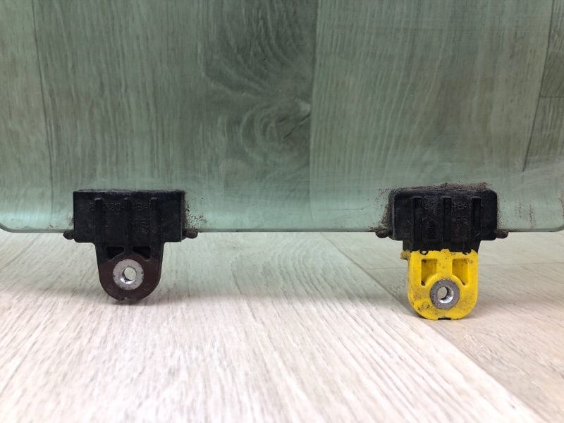 Стекло двери переднее левое X-TRAIL/ROGUE T32 13-20 Внедорожник Стекло двери переднее левое X-TRAIL/ROGUE T32 13-20 Внедорожник