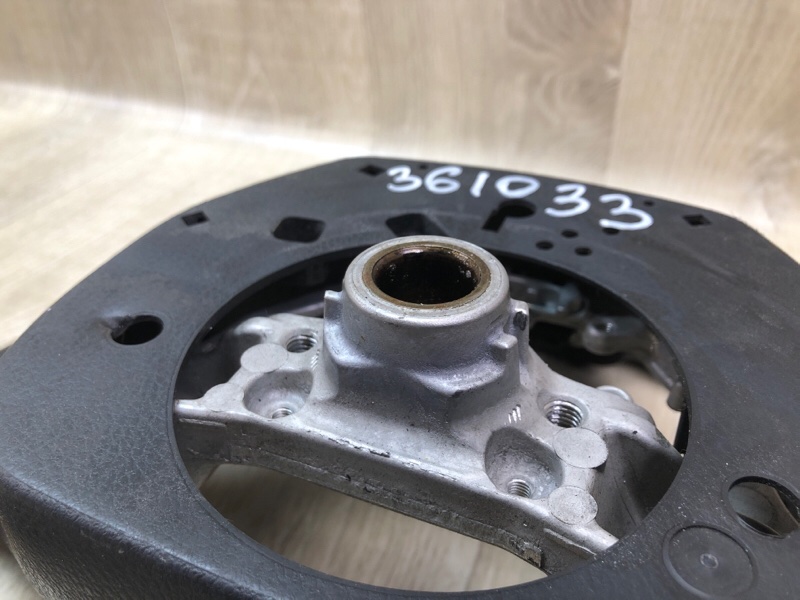 Руль SIENNA 11-16 2014 3.5 2GR-FE Руль SIENNA 11-16 2014 3.5 2GR-FE