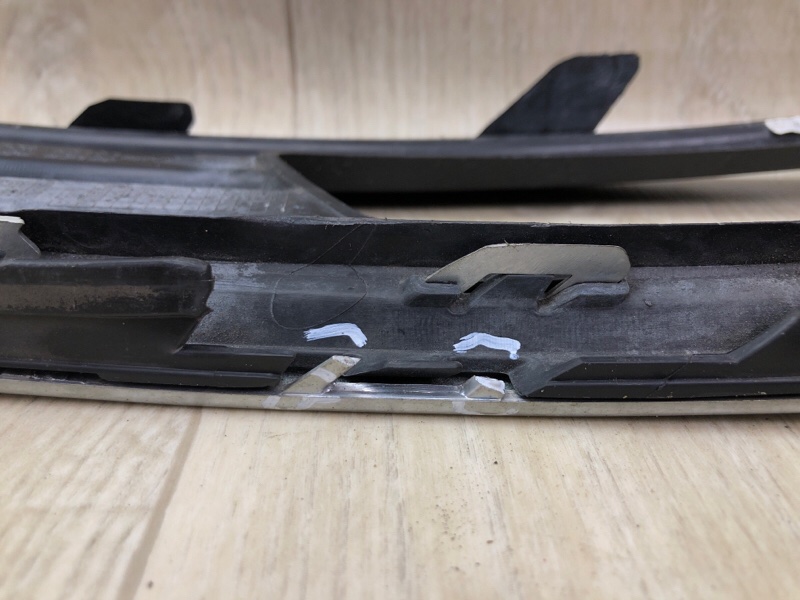 Накладка бампера правая FOCUS 10-18 2017 2.0 C20HDEX