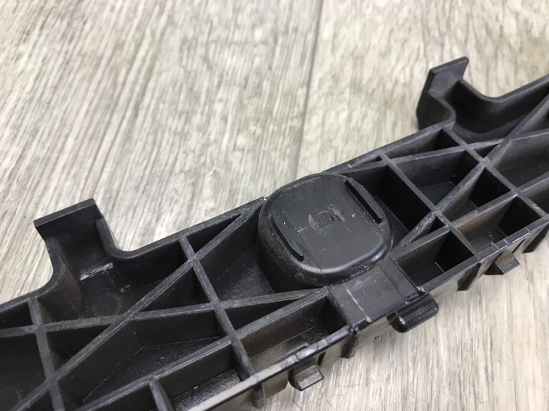 Кронштейн заднего бампера левый PATHFINDER R52 12-21 2013 3.5 VQ35DE