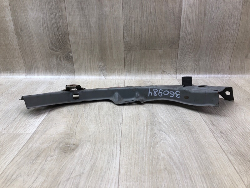 Кронштейн крепления передней панели правый GS350 GS300 05-11 2009 Седан 3.5 Кронштейн крепления передней панели правый GS350 GS300 05-11 2009 Седан 3.5