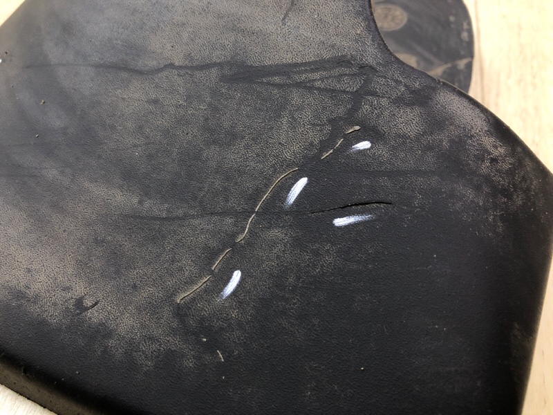 Брызговик передний FX S50 03-08 Внедорожник