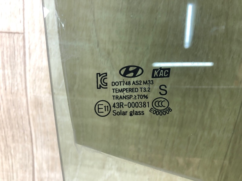 Стекло двери заднее правое ELANTRA MD 10-15 2014 1.8 G4NB