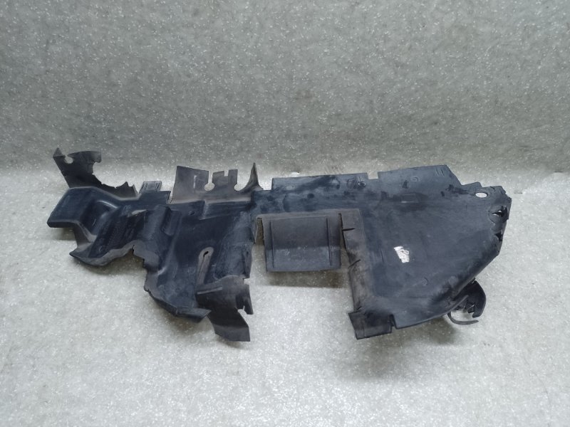 Дефлектор радиатора правый JOURNEY 08-20 2014 3.6 ERB