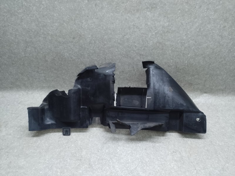 Дефлектор радиатора левый JOURNEY 08-20 2014 3.6 ERB