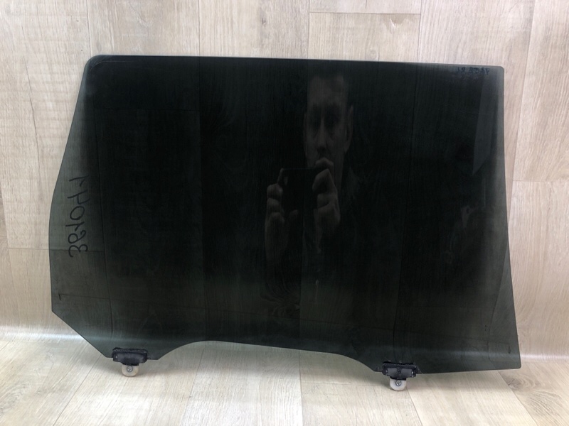 Стекло двери заднее левое OUTLANDER GF 12- 2013 2.4 4J12 Стекло двери заднее левое OUTLANDER GF 12- 2013 2.4 4J12