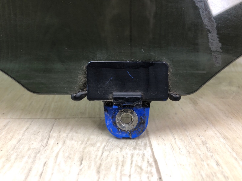 Стекло двери заднее левое X-TRAIL/ROGUE T32 13-20 Внедорожник