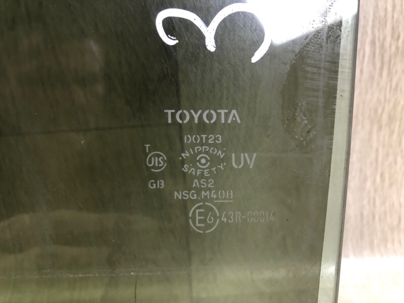 Стекло двери заднее левое CAMRY 40 06-11 2007 3.5 2GR-FE Стекло двери заднее левое CAMRY 40 06-11 2007 3.5 2GR-FE