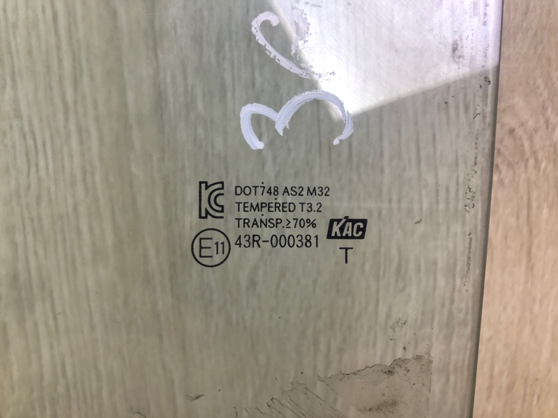 Стекло двери заднее левое ACCENT RB 10- 2014 1.6 G4FD