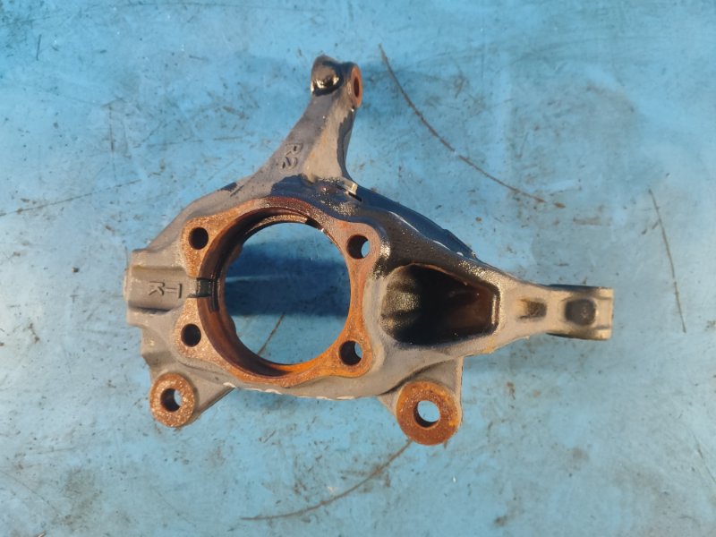 Кулак поворотный правый CX-9 16- 2017 Кулак поворотный правый CX-9 16- 2017