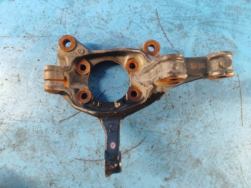 Кулак поворотный правый MAZDA CX-9 16- Кулак поворотный правый MAZDA CX-9 16-