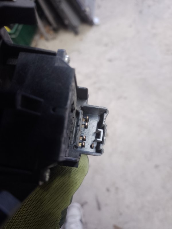 Кнопка стеклоподъемника HONDA CIVIC 4D 06-11 FD