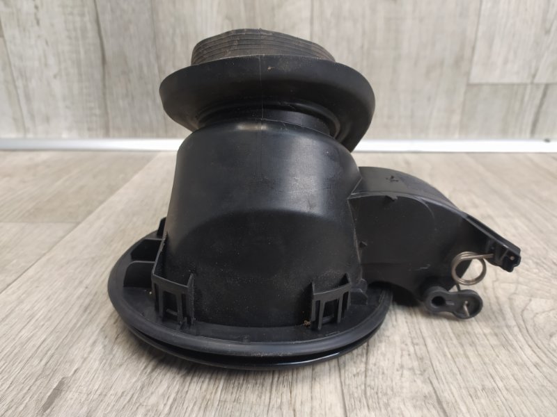 Лючок топливного бака FOCUS 10-18 2013 BK 2.0 XQDA Лючок топливного бака FOCUS 10-18 2013 BK 2.0 XQDA