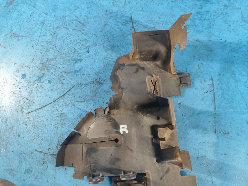 Дефлектор радиатора правый DODGE JOURNEY 08-20 2.4 ED3