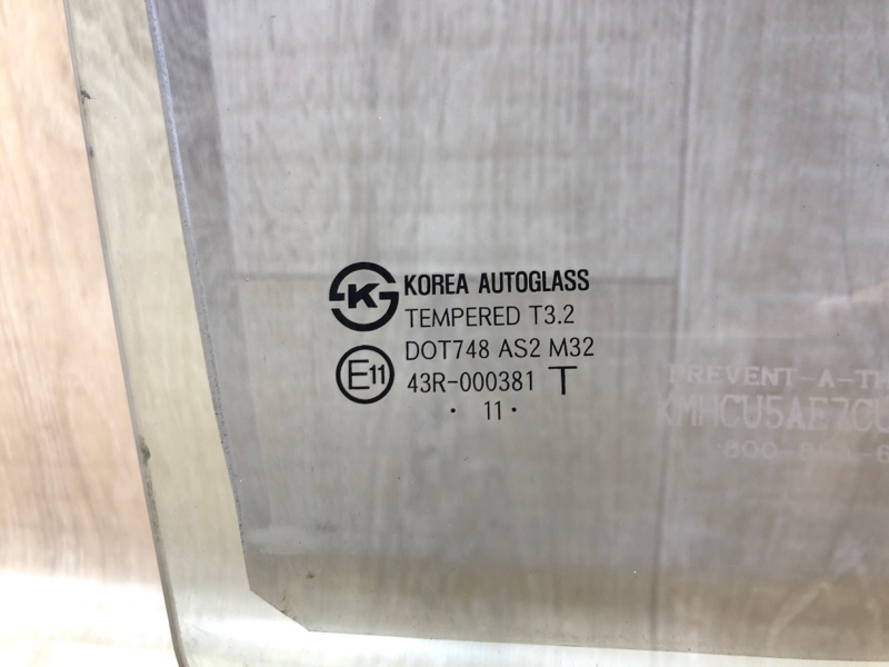 Стекло двери переднее правое ACCENT RB 10- 2011 ХЭТЧБЭК 1.6 G4FD