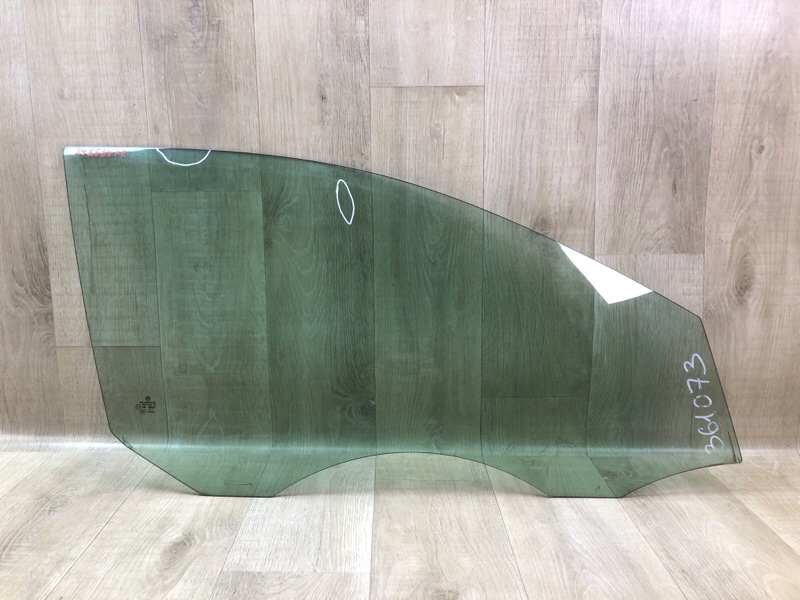 Запчасть стекло двери переднее правое VOLKSWAGEN JETTA USA 10-17 5C6 845 202 A Б/У Стекло двери переднее правое VOLKSWAGEN JETTA USA 10-17 5C6 845 202 A Б/У