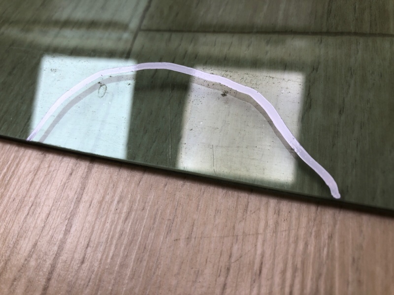 Стекло двери переднее правое JETTA USA 10-17 Стекло двери переднее правое JETTA USA 10-17