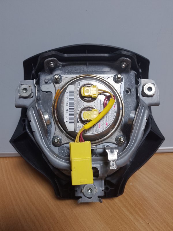 Подушка безопасности в руль MITSUBISHI LANCER X 10 07-15 Седан 2.0 Подушка безопасности в руль MITSUBISHI LANCER X 10 07-15 Седан 2.0