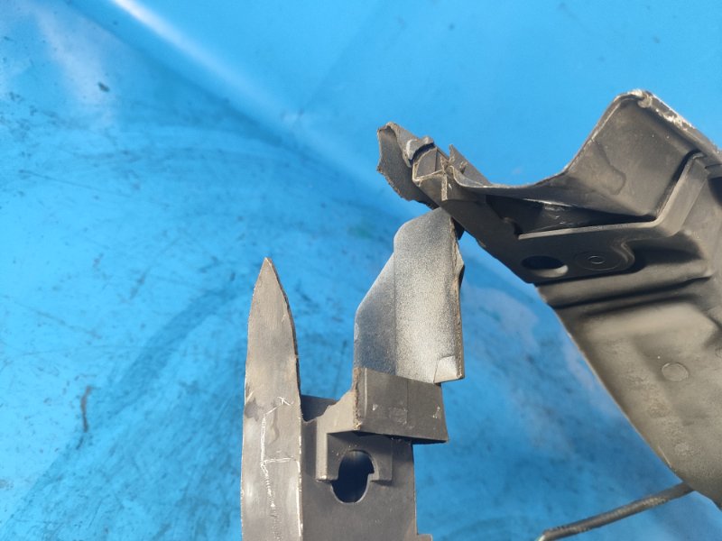 Панель передняя верхняя ESCAPE 12-19 Панель передняя верхняя ESCAPE 12-19