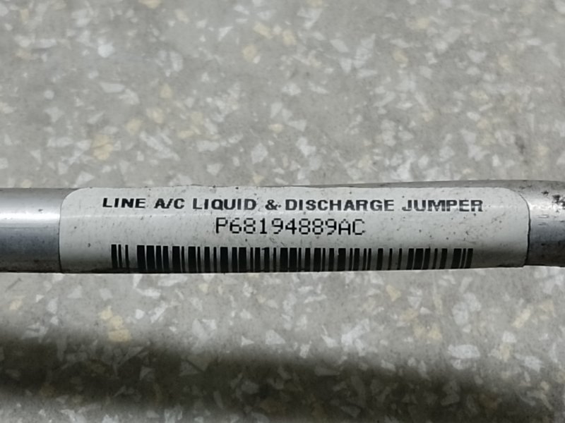 Трубка кондиционера CHRYSLER 200 14-16 2.4 ED6 Трубка кондиционера CHRYSLER 200 14-16 2.4 ED6