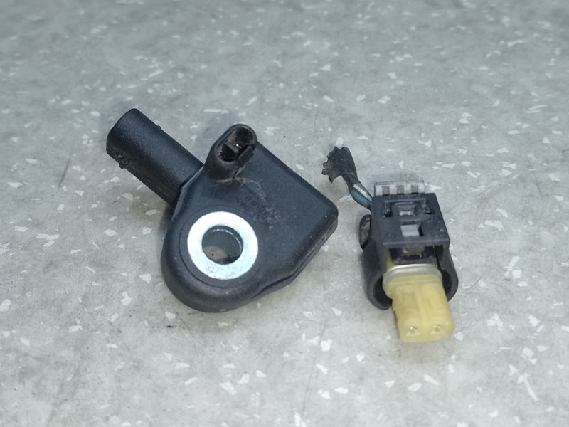 Датчик удара передний 200 14-16 2016 2.4 ED6