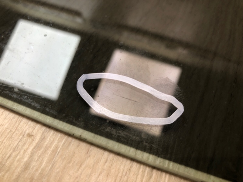 Стекло двери переднее правое ACCENT RB 10- 2014 1.6 G4FD