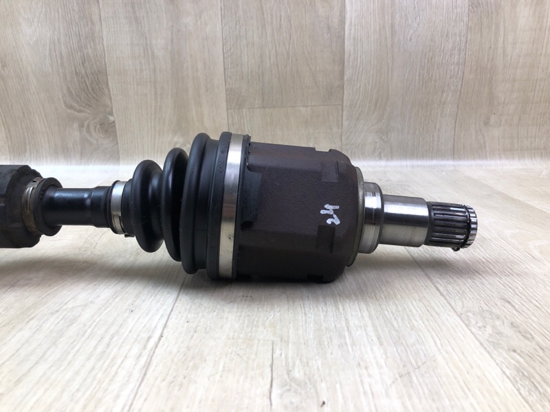 Привод передний левый SIENNA 11-16 2014 3.5 2GR-FE