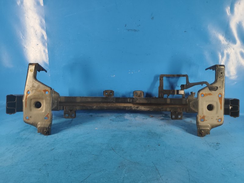 Усилитель переднего бампера FUSION 14- Усилитель переднего бампера FUSION 14-