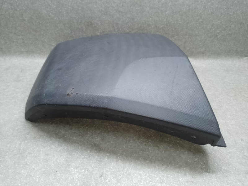 Клык бампера задний правый H3 05-10 2006 L52 3.5 L Клык бампера задний правый H3 05-10 2006 L52 3.5 L