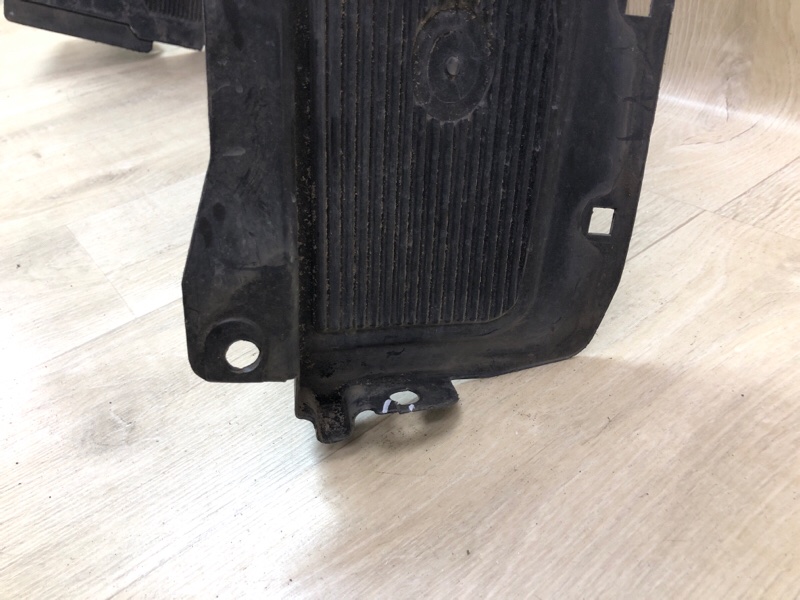 Подкрылок передний правый ACCENT RB 10- 2014 1.6 G4FD Подкрылок передний правый ACCENT RB 10- 2014 1.6 G4FD