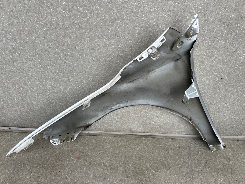 Крыло переднее правое 200 14-16 2016 2.4 ED6 Крыло переднее правое 200 14-16 2016 2.4 ED6