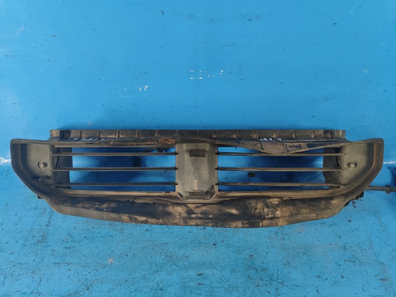 Запчасть жалюзи радиатора HYUNDAI SONATA YF 10-14 2012 2.4 G4KK 863814R000 Б/У Жалюзи радиатора HYUNDAI SONATA YF 10-14 2012 2.4 G4KK 863814R000 Б/У