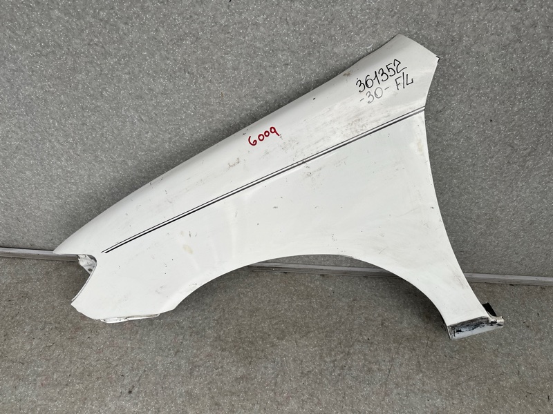 Крыло переднее левое CAMRY 30 02-06