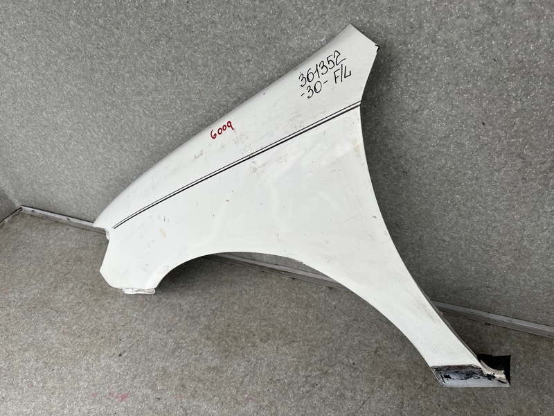 Крыло переднее левое TOYOTA CAMRY 30 02-06