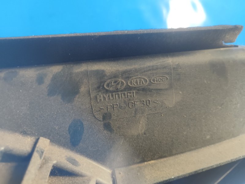 Диффузор вентилятора основного радиатора SONATA YF 10-14 2012 2.4 G4KK Диффузор вентилятора основного радиатора SONATA YF 10-14 2012 2.4 G4KK