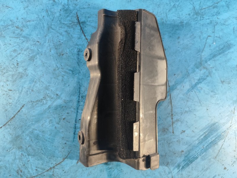 Дефлектор радиатора левый SONATA YF 10-14 2012 2.4 G4KK Дефлектор радиатора левый SONATA YF 10-14 2012 2.4 G4KK