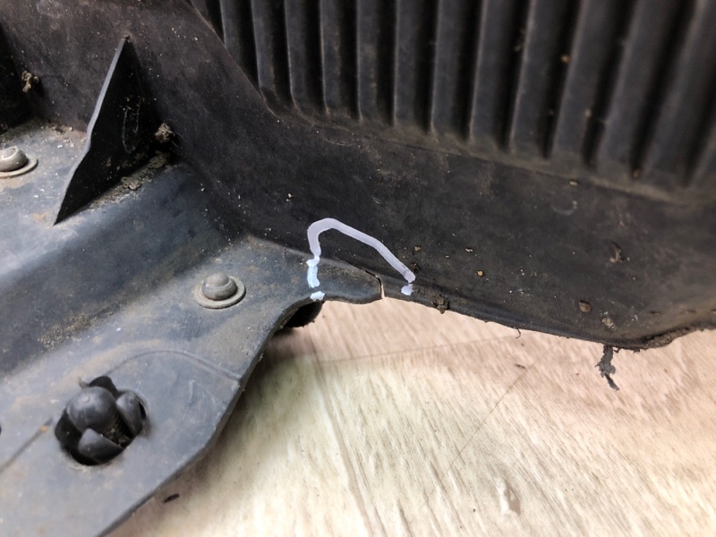 Подкрылок передний левый ACCENT RB 10- 2014 1.6 G4FD Подкрылок передний левый ACCENT RB 10- 2014 1.6 G4FD